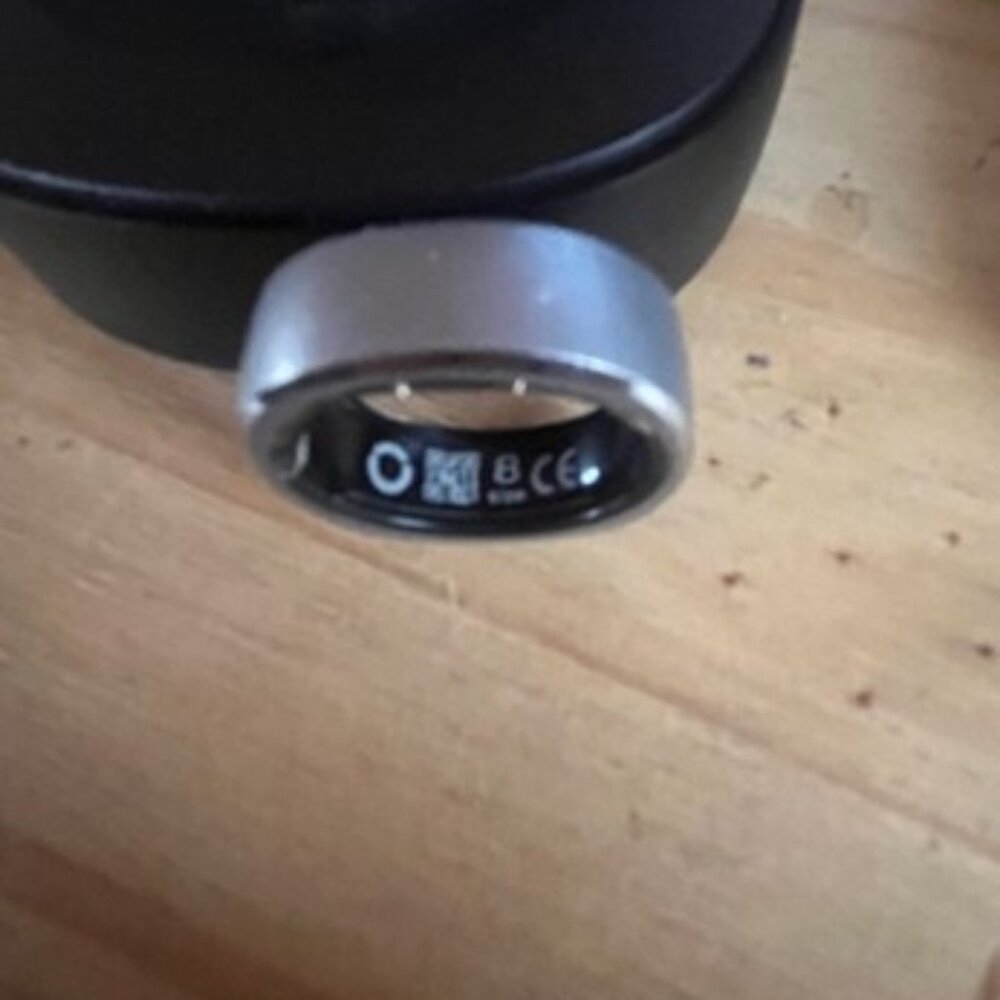 Oura Ring  Model: CHR-01 Size: 8